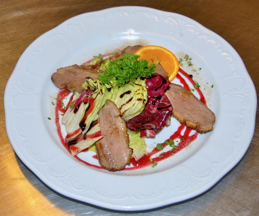 Hotel Velden Bacherlwirt Velden am Woerthersee Ngoại thất bức ảnh